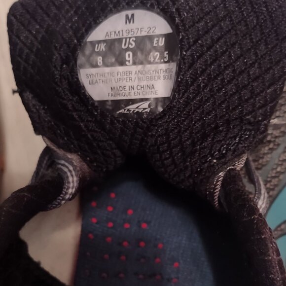 Altra Timp 1.5 men size 9 - Picture 2 of 10